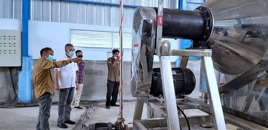Tinjau Centra Industri Sagu Sungai Tohor dan Sejumlah Proyek Jalan, Kamsol  Meranti Pastikan Selesai
